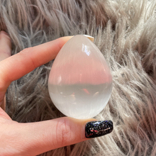 Load image into Gallery viewer, (1) Selenite/Satin Spar Eggs